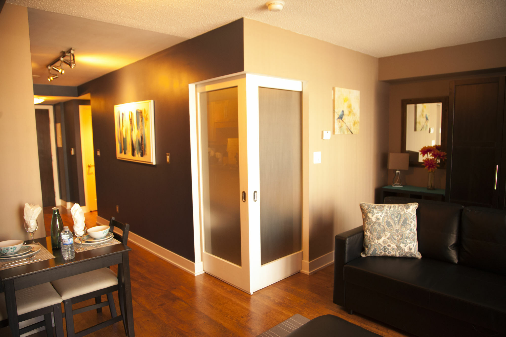 Red Maple Suites - Blue Jays Way Toronto Exterior foto