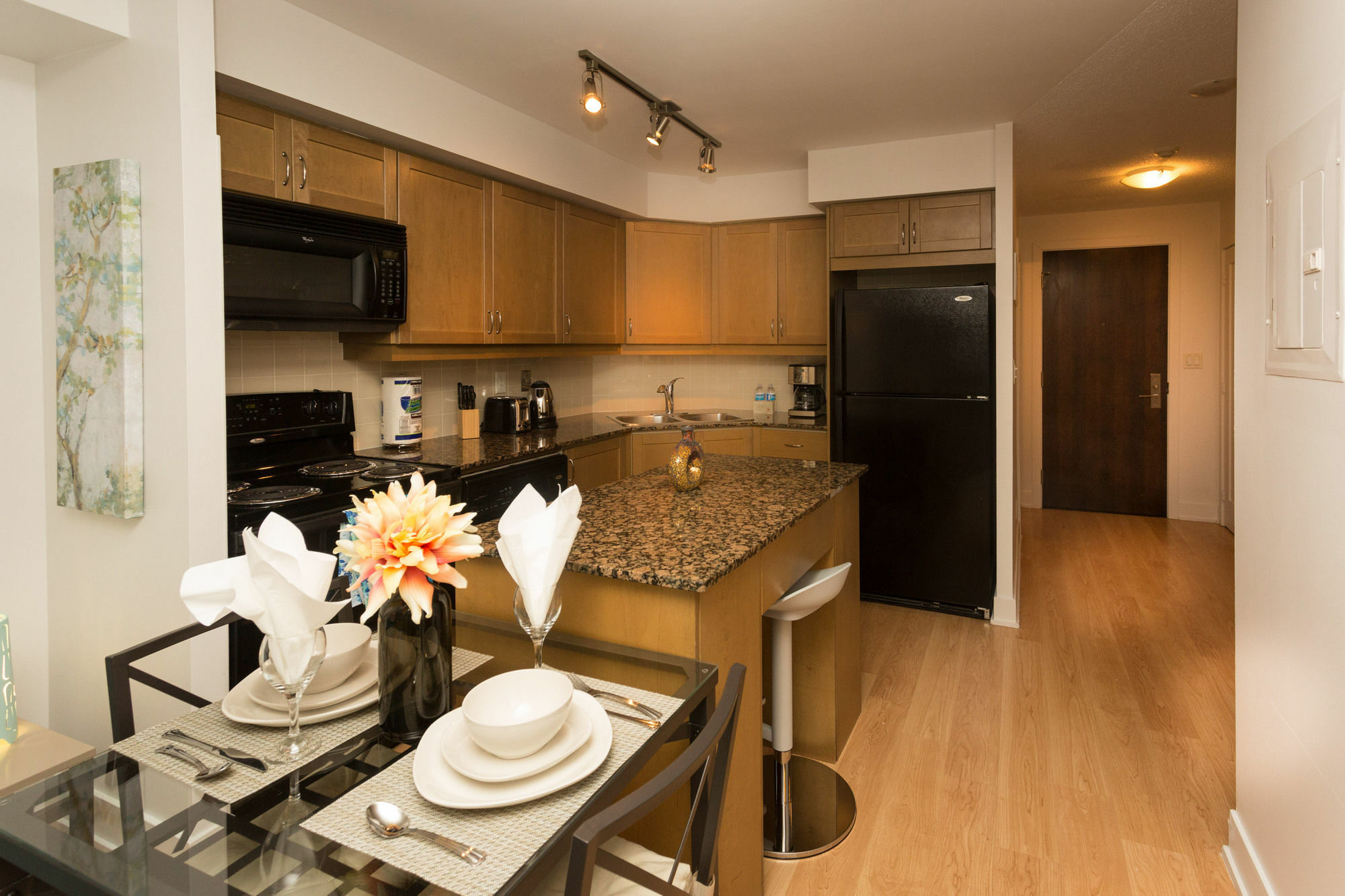 Red Maple Suites - Blue Jays Way Toronto Exterior foto